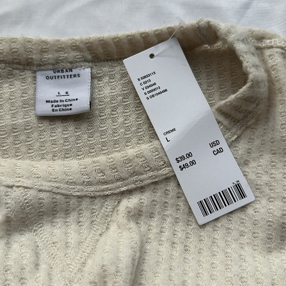 Cream Urban Outfitters long sleeve shirt - Sz L - Picture 3 of 3